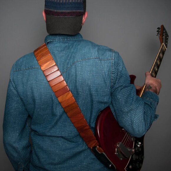 Wood Guitar Strap with Engraved Parrot and Black Leather Ends - Picture 1 of 14